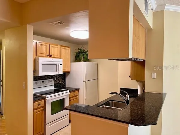 $1,790 | 4751 Travini Circle, Unit 4204, Sarasota, FL 34235