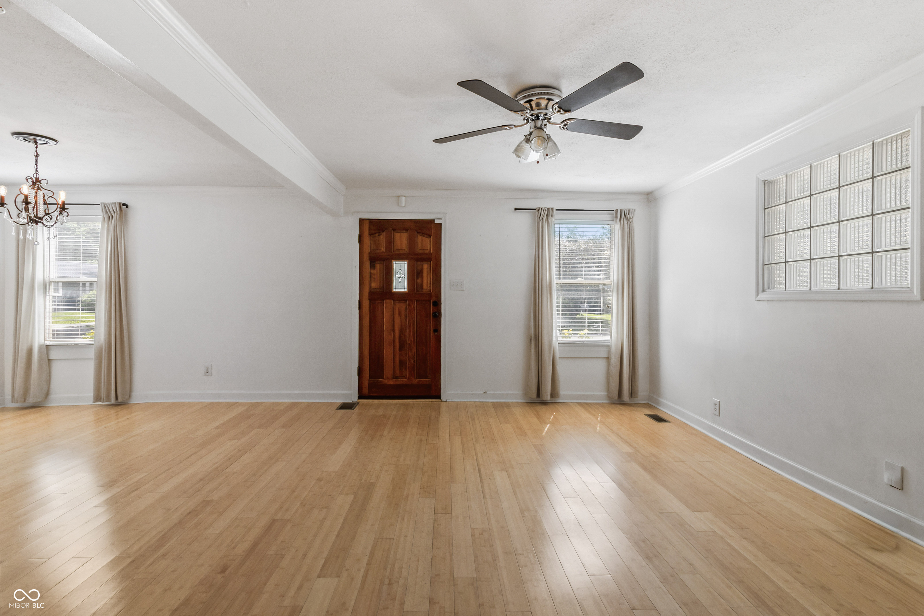 4922 Ralston Avenue Indianapolis, IN 46205 - Photo 8 of 51