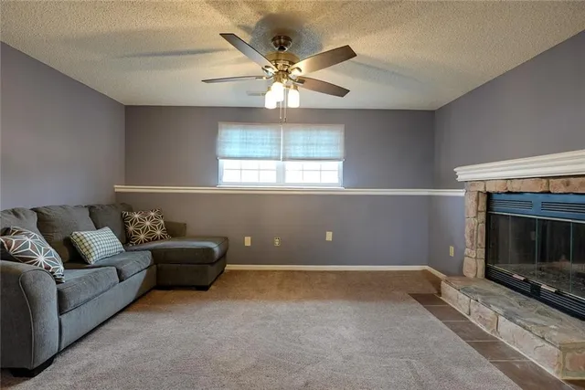 $286,000 | 3416 South Marshall Court, Independence, MO 64055