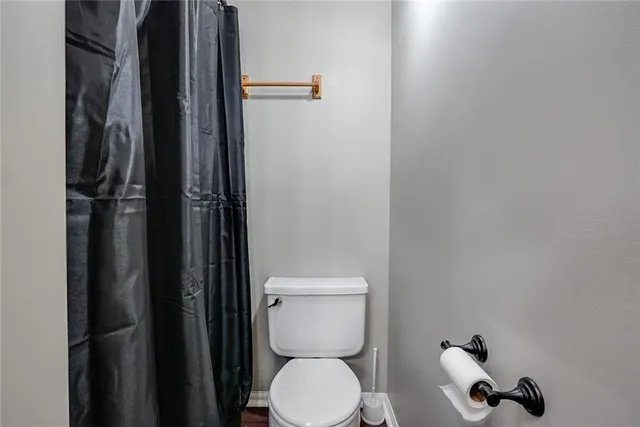 $286,000 | 3416 South Marshall Court, Independence, MO 64055