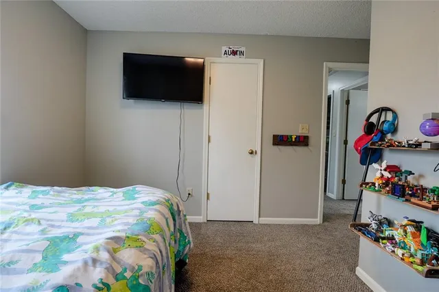 $286,000 | 3416 South Marshall Court, Independence, MO 64055