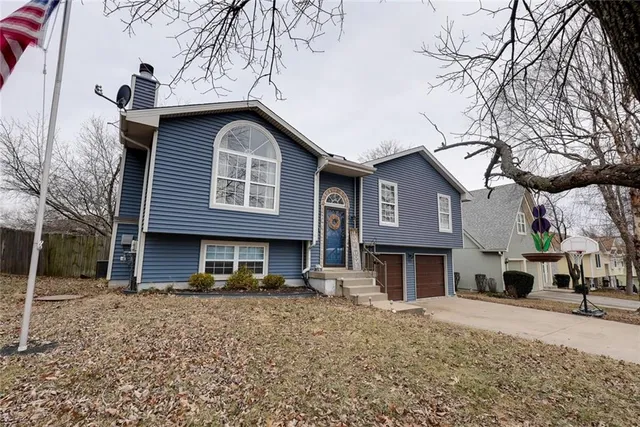 $286,000 | 3416 South Marshall Court, Independence, MO 64055