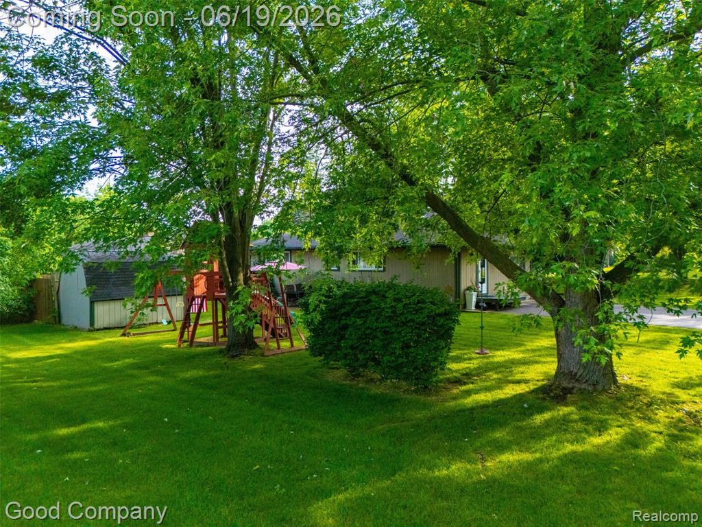 3615 Hazelton Avenue Rochester Hills, MI 48307 - Photo 39 of 56
