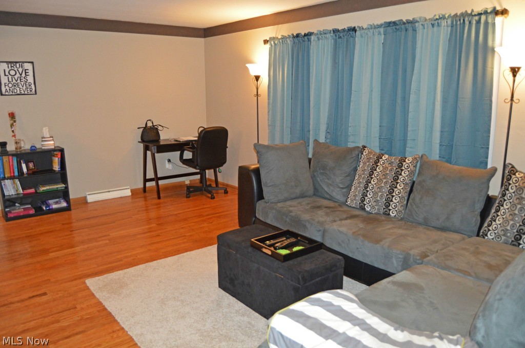 2926 Snow Road Cleveland, OH 44134 - Photo 5 of 25