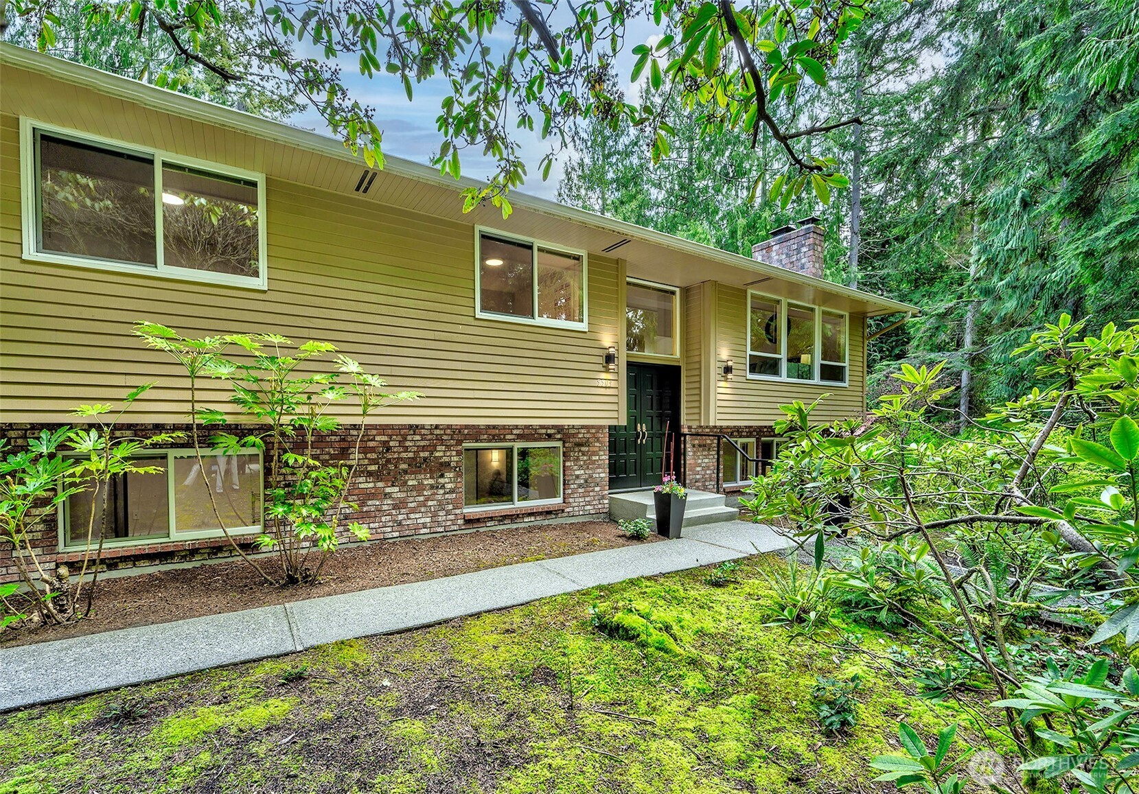 5503 138th Place Southwest Edmonds, WA 98026 - Photo 3 of 33