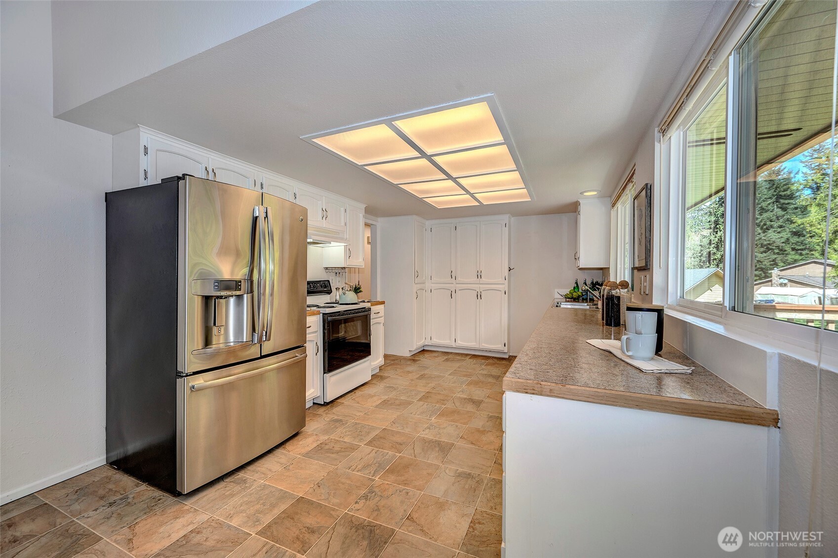 5503 138th Place Southwest Edmonds, WA 98026 - Photo 8 of 33