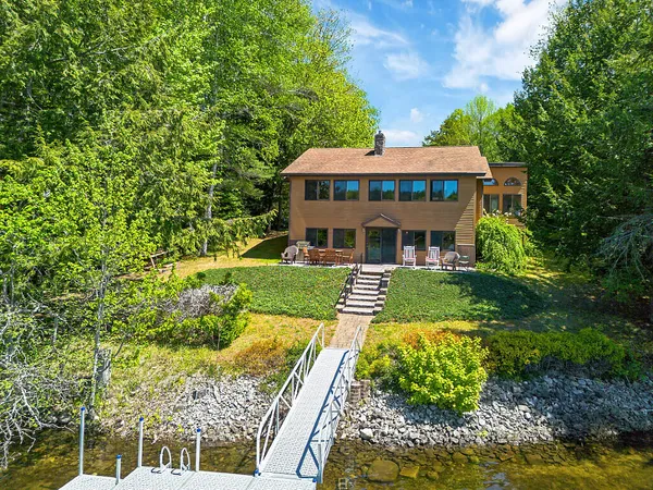 $829,000 | 38 South Upper Narrows Lane, Winthrop, ME 04364
