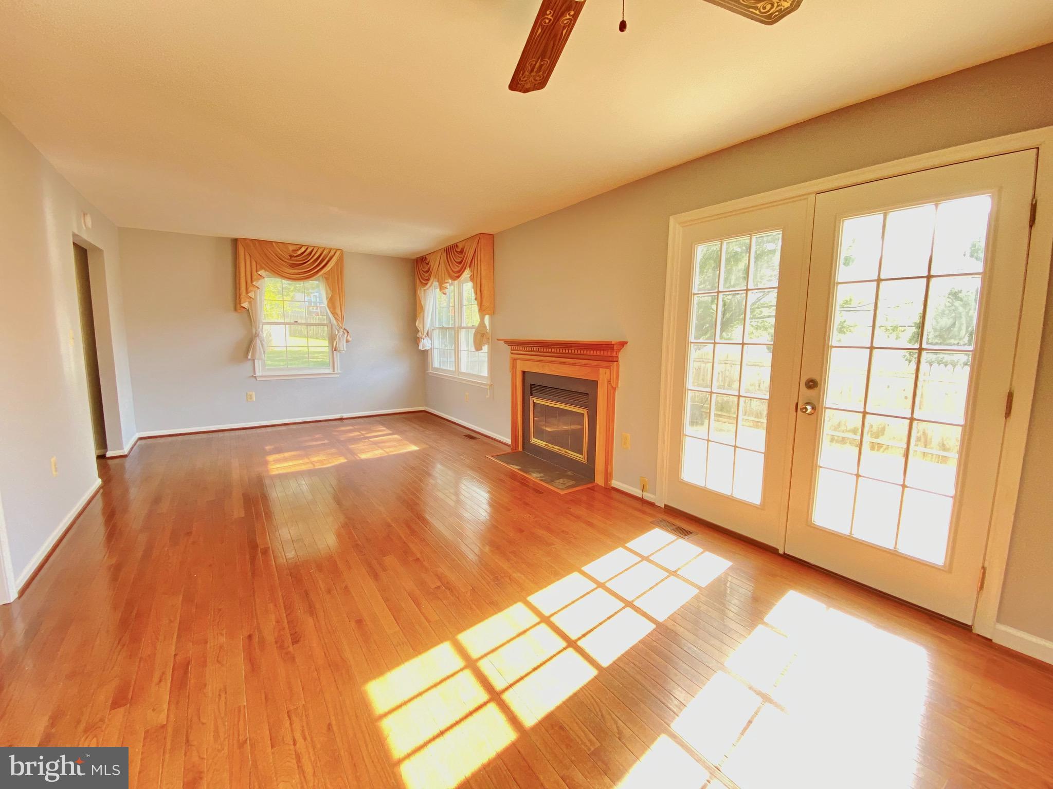1029 Mondrian Terrace Silver Spring, MD 20904 - Photo 4 of 31