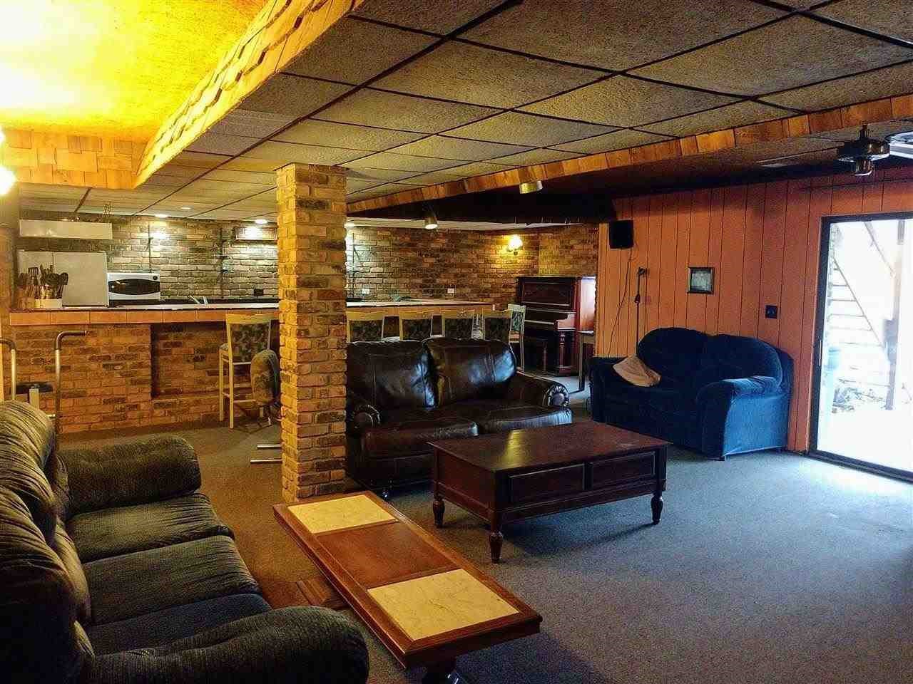 12427 Center Road Fenton, MI 48430 - Photo 27 of 52