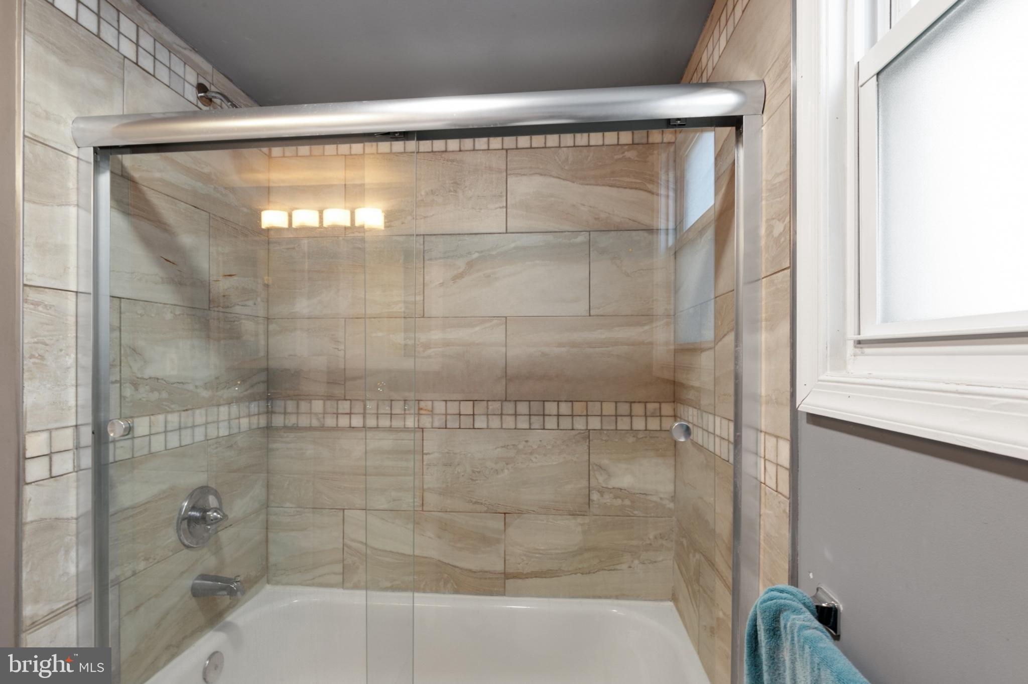 1719 Ridge Avenue Philadelphia, PA 19130 - Photo 20 of 32