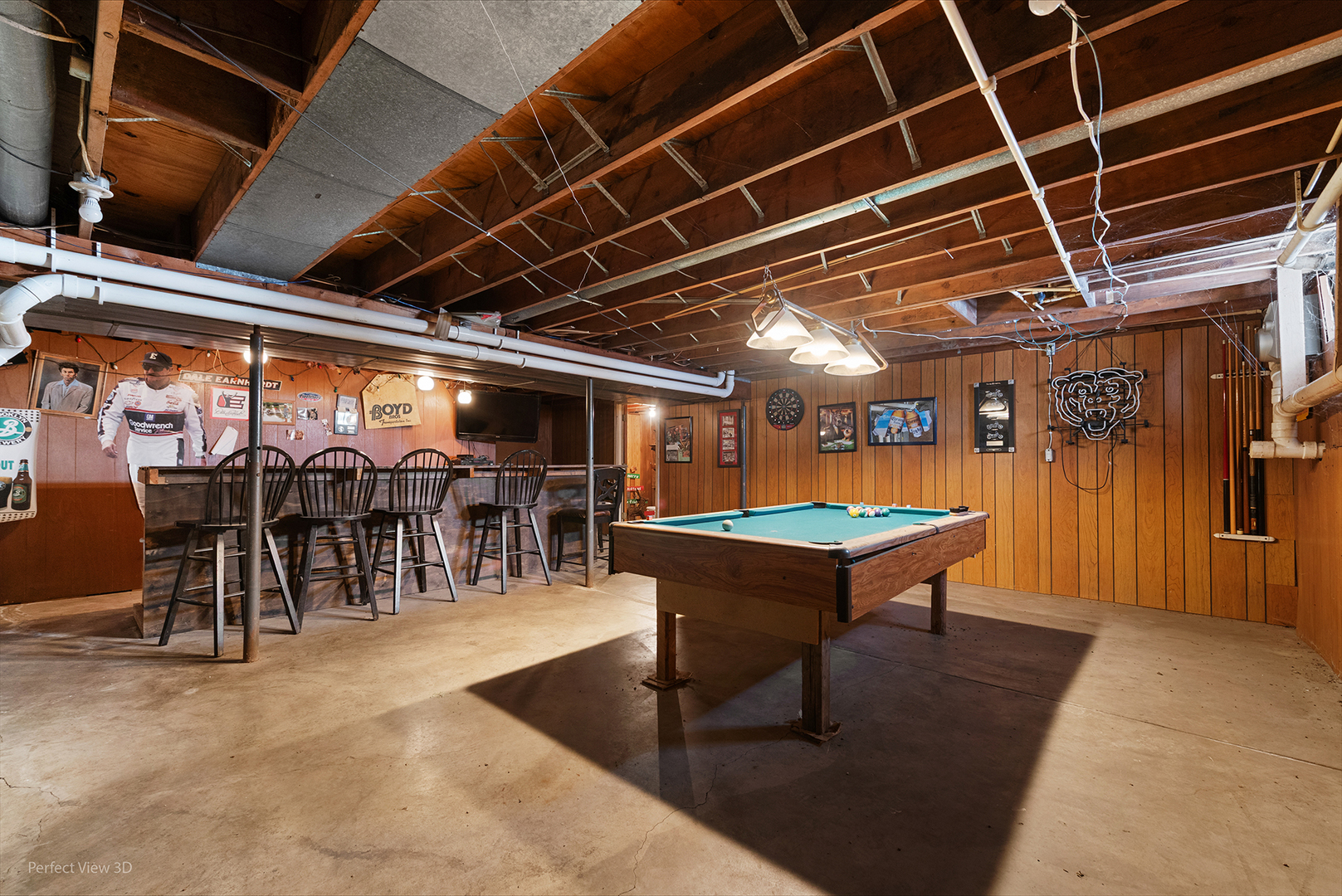 32209 North 1500 E Road Blackstone, IL 61313 - Photo 23 of 23 a view of a studio with wooden floor