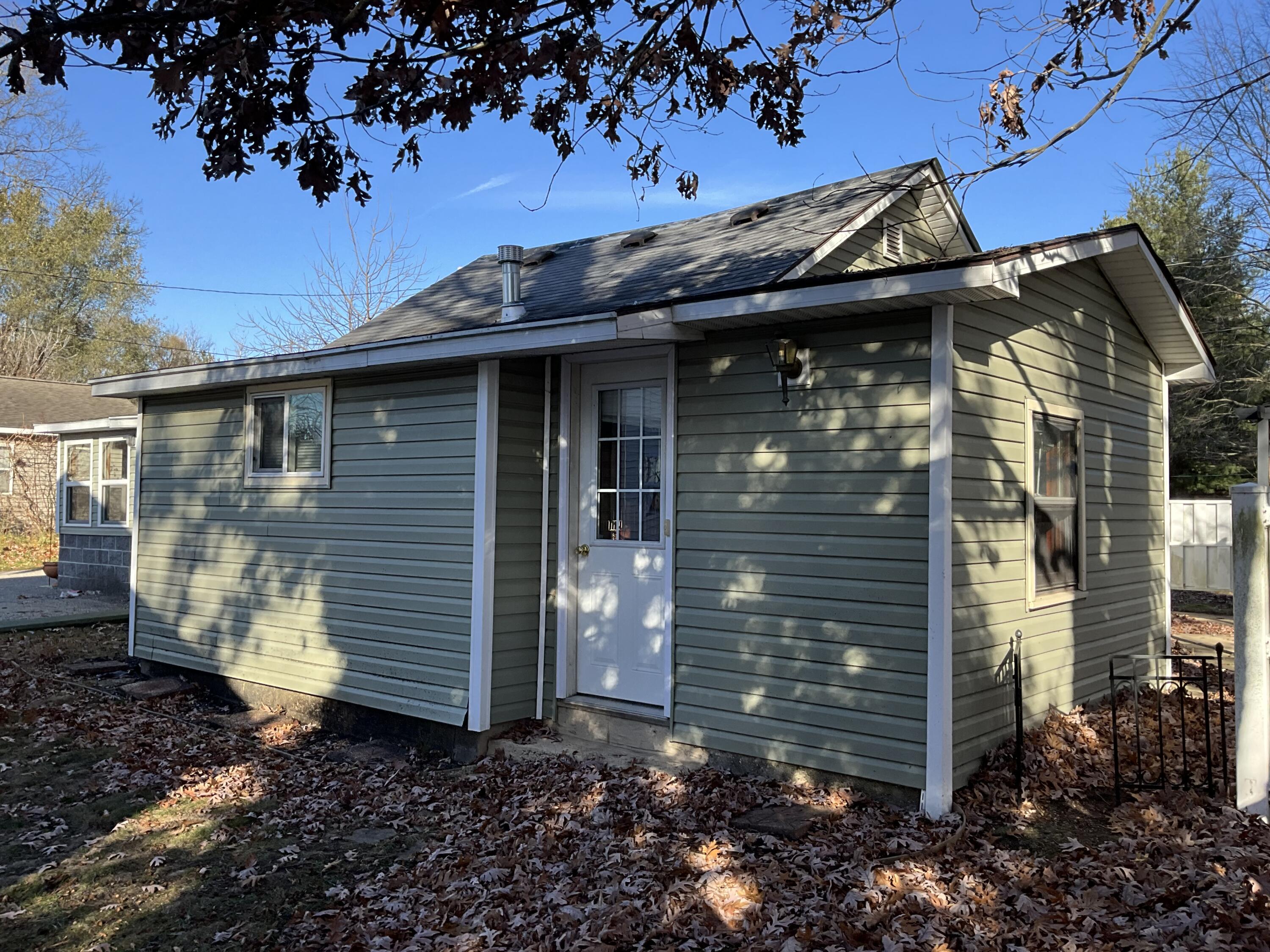 8802 66th Street Southeast Alto, MI 49302 - Photo 4 of 20 IMG_0428