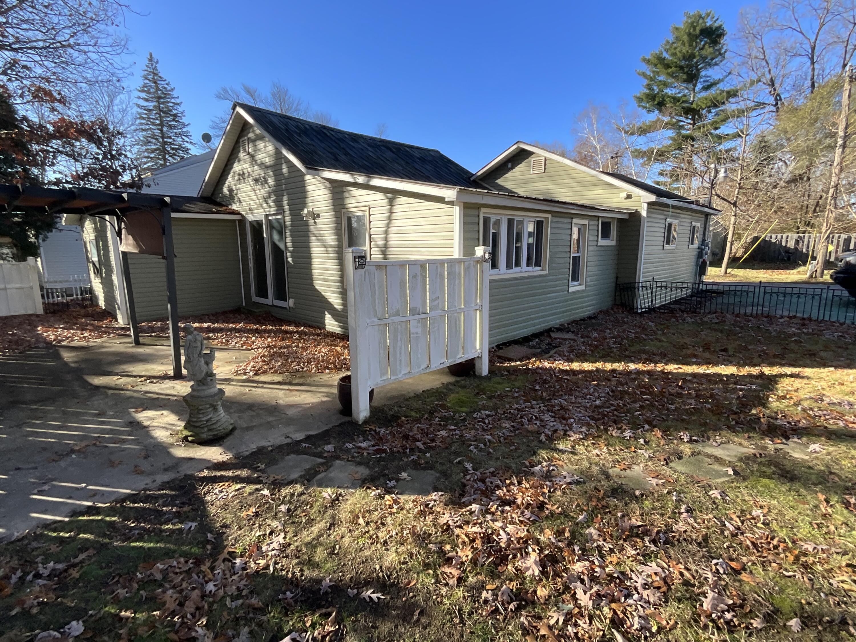 8802 66th Street Southeast Alto, MI 49302 - Photo 6 of 20 IMG_0430