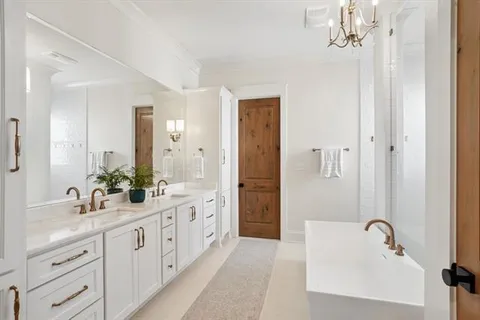 $685,000 | 208 Menetre Drive, Covington, LA 70433