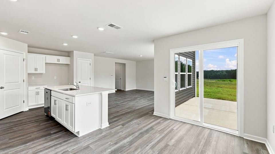 136 Lazzon Road Moore, SC 29369 - Photo 17 of 37 Gallery Image 17