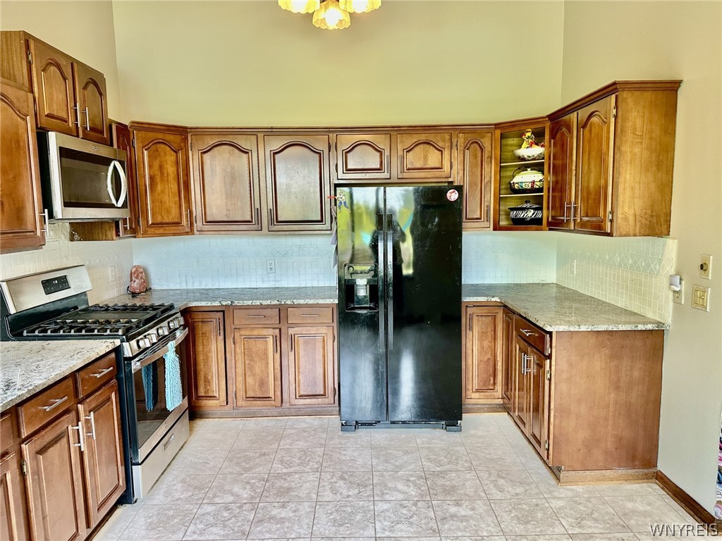 2348 Berg Road West Seneca, NY 14218 - Photo 12 of 34