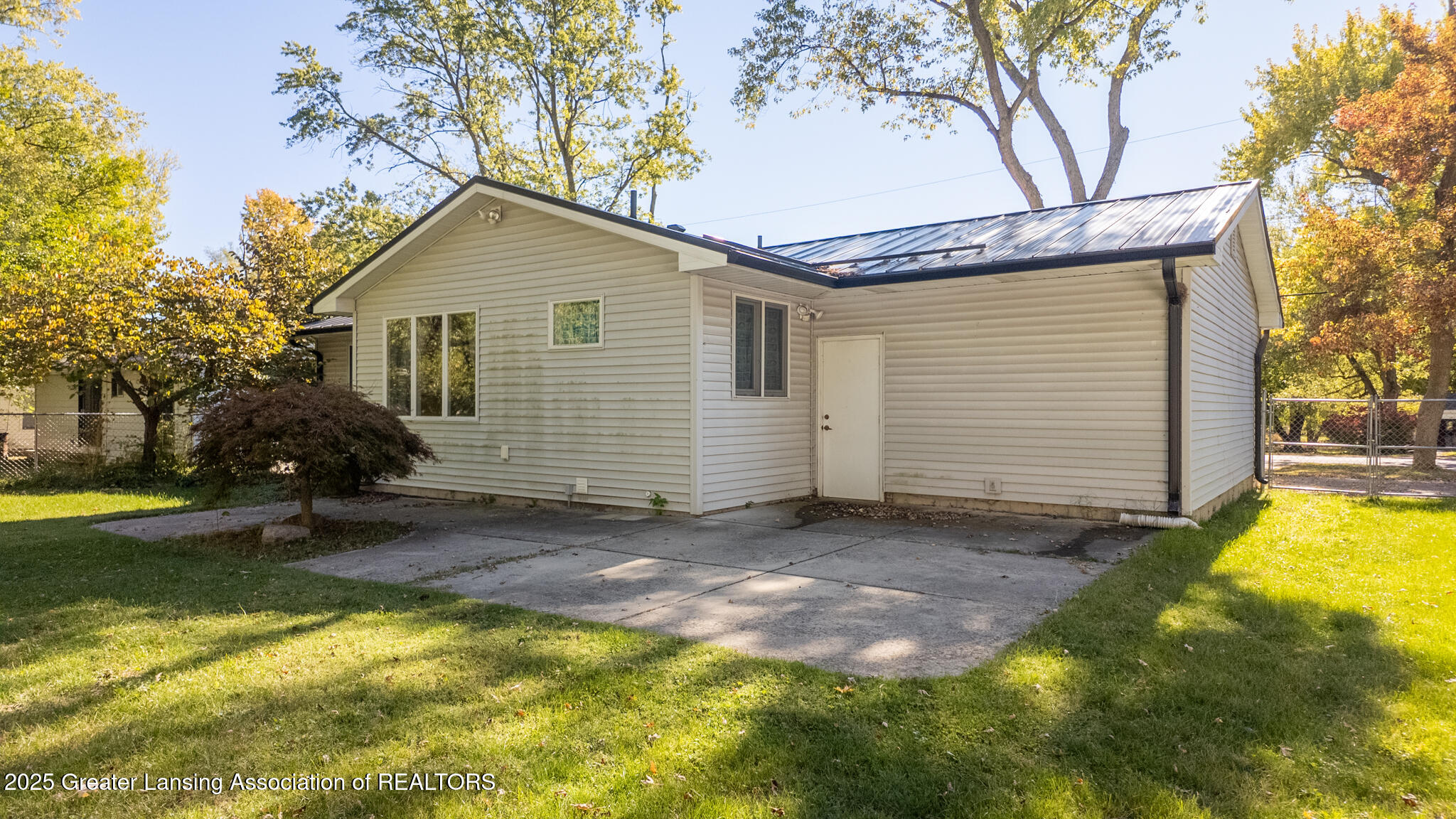 1500 Pierce Road Lansing, MI 48910 - Photo 26 of 35 1500_Pierce_BROCK-36