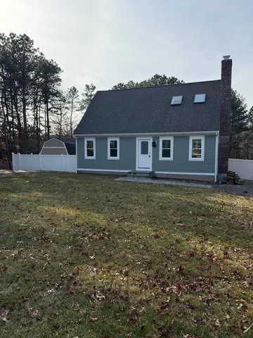 $719,900 | 35 Claulise Lane, Mashpee, MA 02649