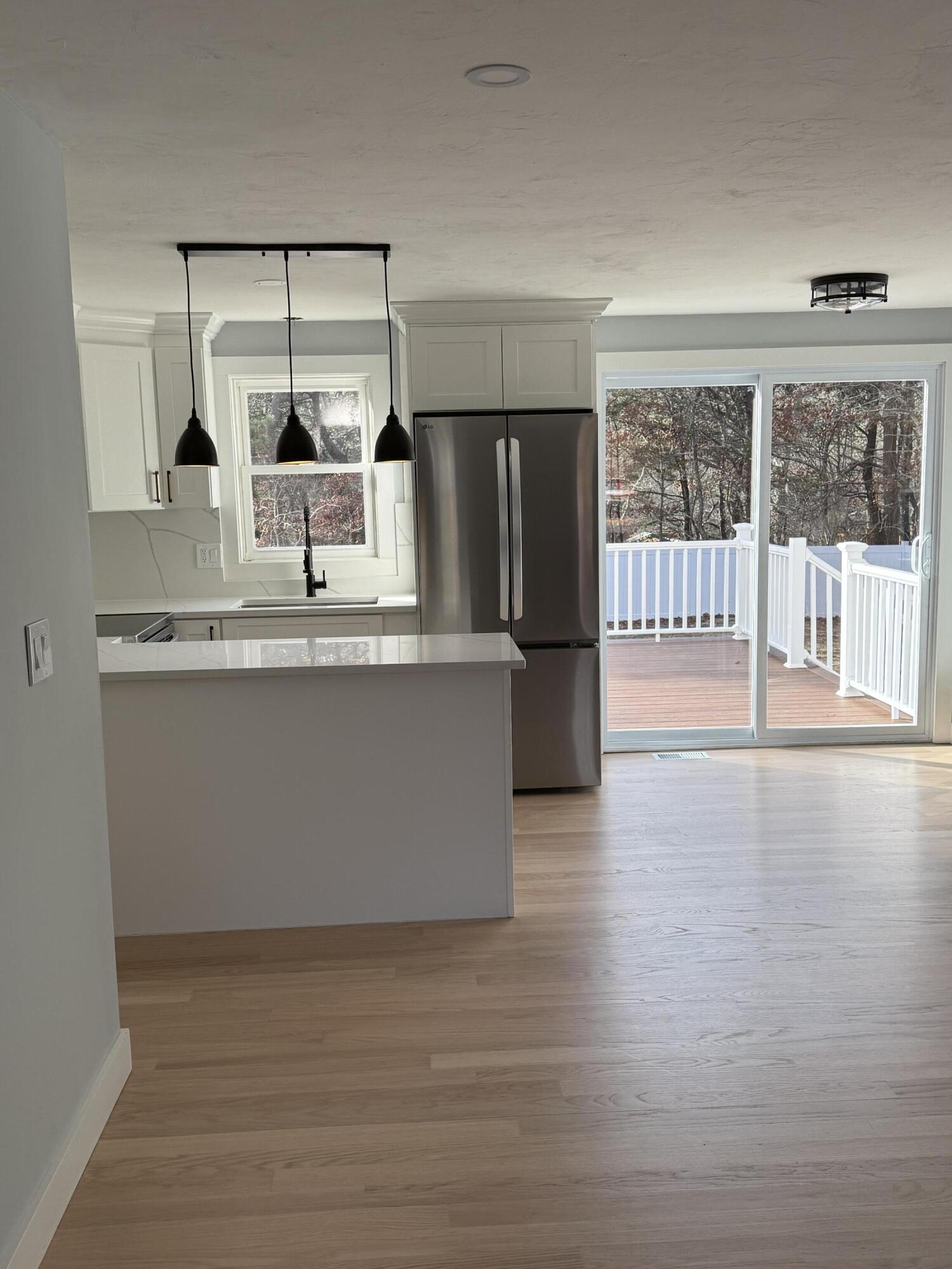 35 Claulise Lane Mashpee, MA 02649 - Photo 3 of 20 IMG_1848