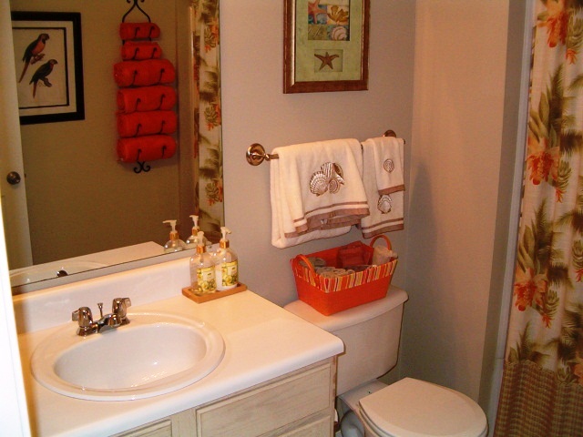 1517 Regency Road, Unit 11 Gulf Shores, AL 36542 - Photo 15 of 23 Guest Bathroom