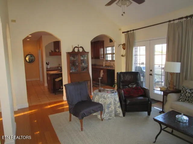 $949,900 | 430 Basswood Lane, Kodak, TN 37764