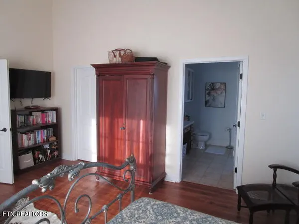 $949,900 | 430 Basswood Lane, Kodak, TN 37764