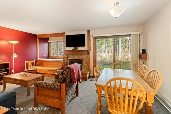 $850,000 | 3855 South Lake Creek Drive, Unit 112, Wilson, WY 83014