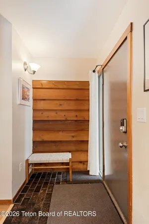 $850,000 | 3855 South Lake Creek Drive, Unit 112, Wilson, WY 83014