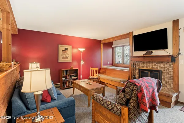 $850,000 | 3855 South Lake Creek Drive, Unit 112, Wilson, WY 83014