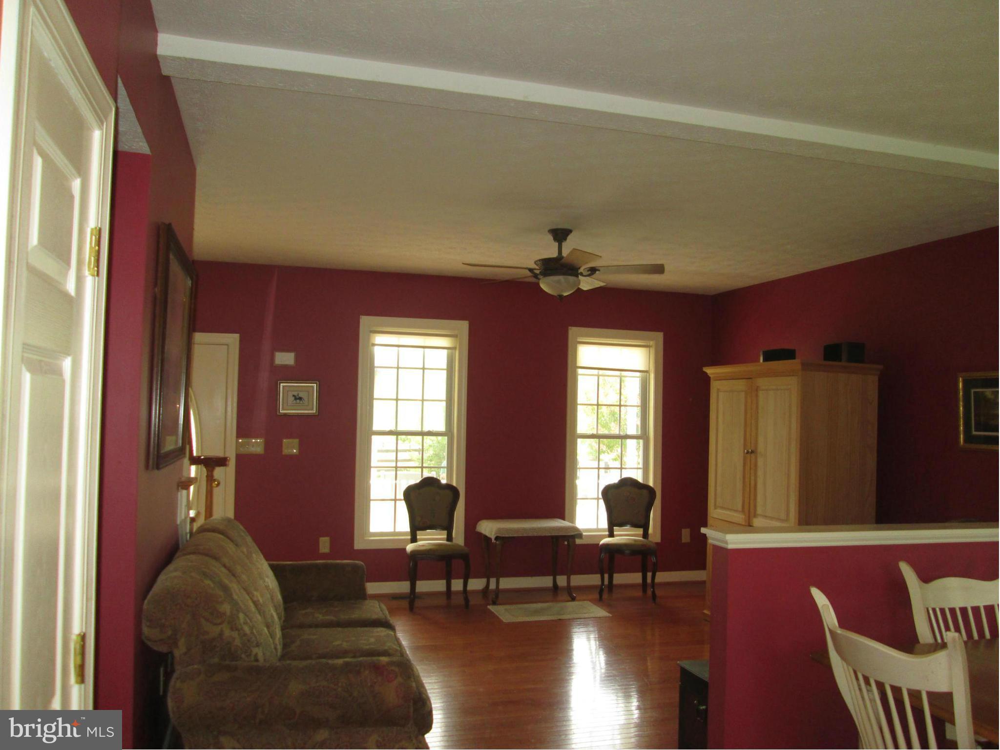 1455 Redbud Road Winchester, VA 22603 - Photo 8 of 28 Living Room