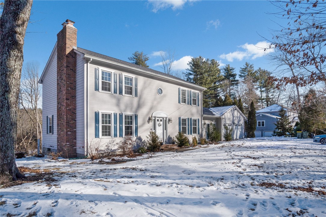 97 Mapleville Road Smithfield, RI 02828 - Photo 3 of 41