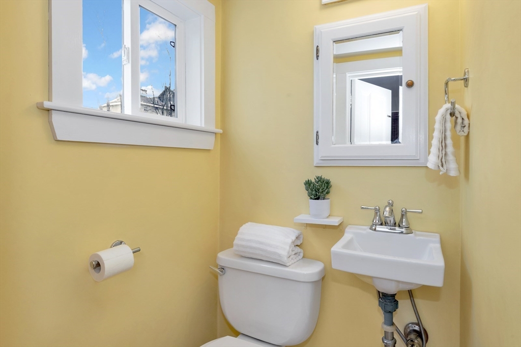 18 Hersam Street Stoneham, MA 02180 - Photo 20 of 39