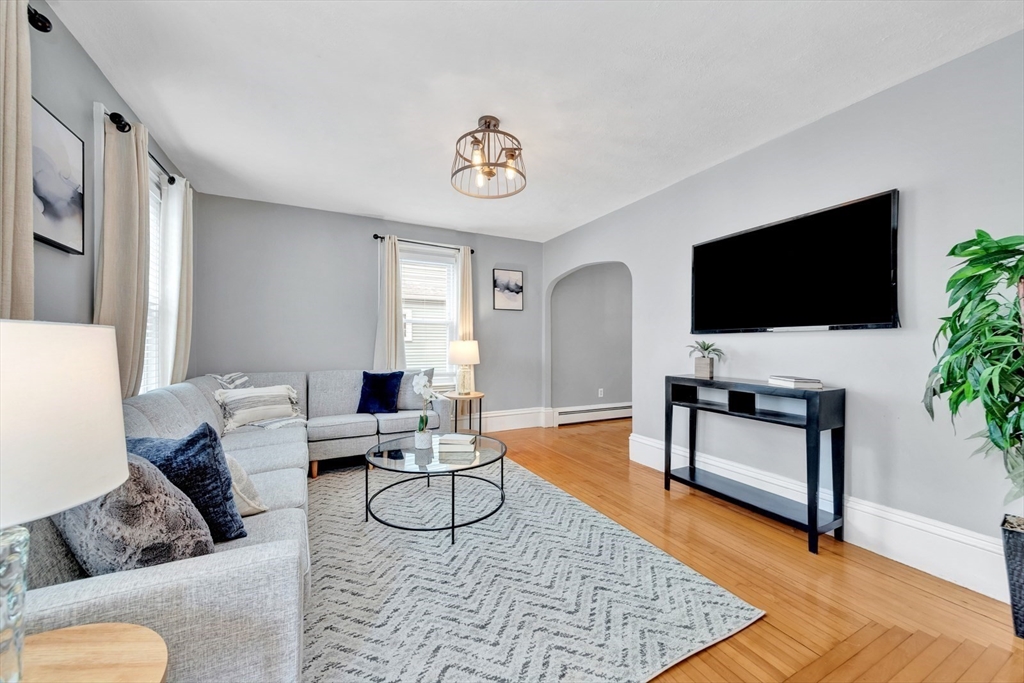 18 Hersam Street Stoneham, MA 02180 - Photo 5 of 39