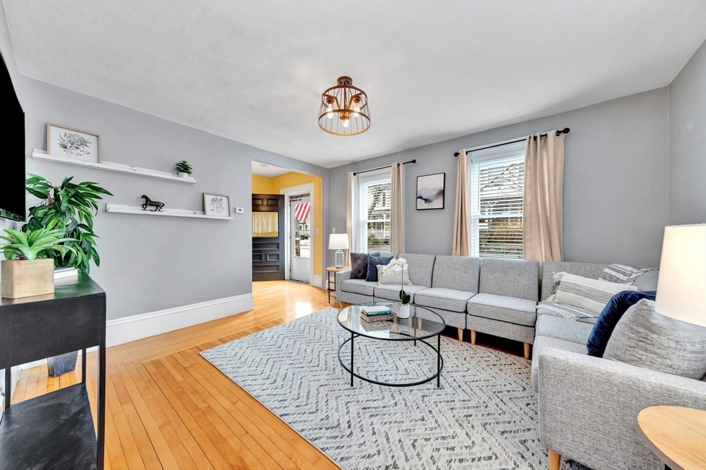 18 Hersam Street Stoneham, MA 02180 - Photo 7 of 39