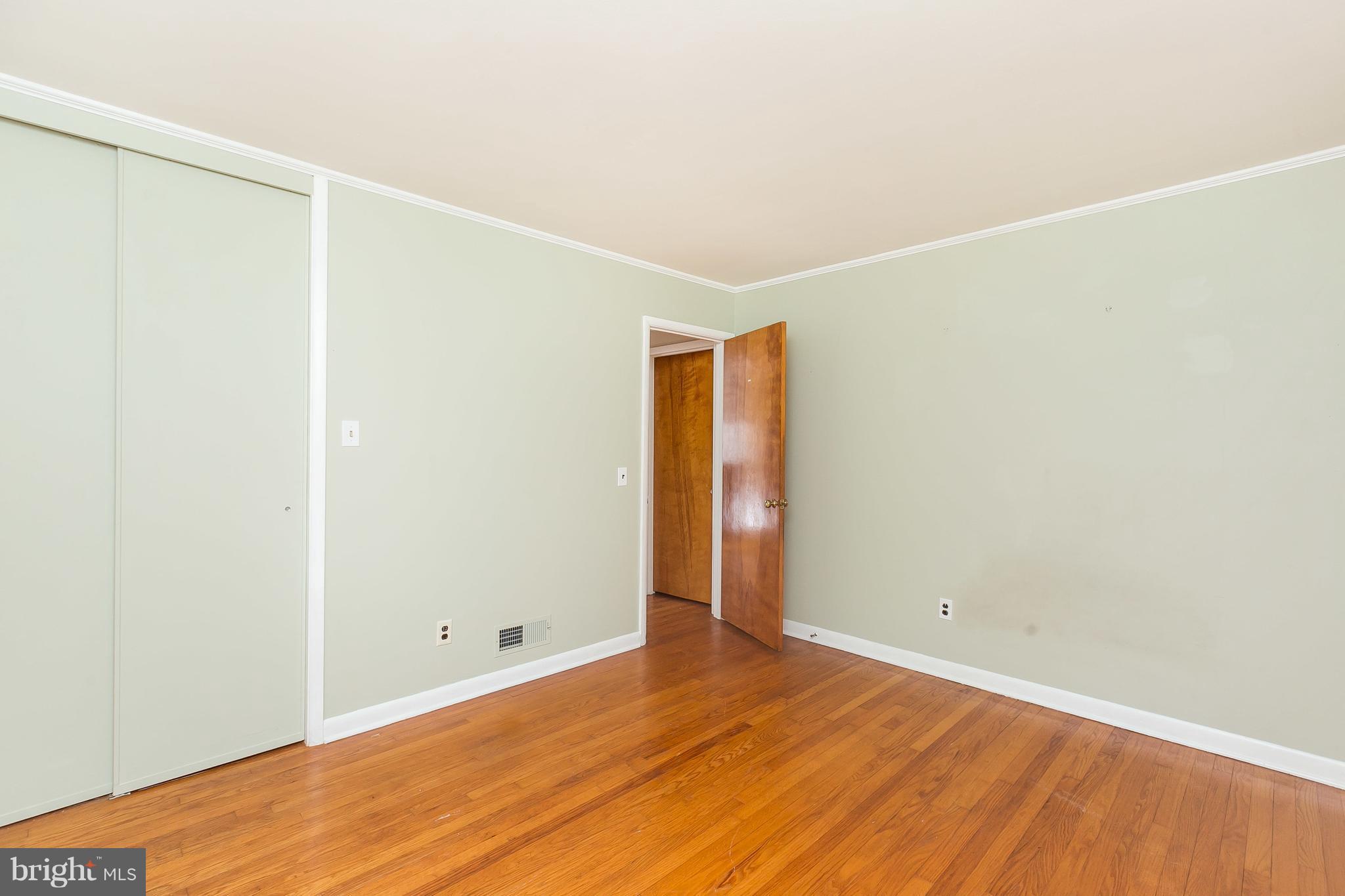 8811 Wolverton Road Baltimore, MD 21234 - Photo 19 of 30 Bedroom