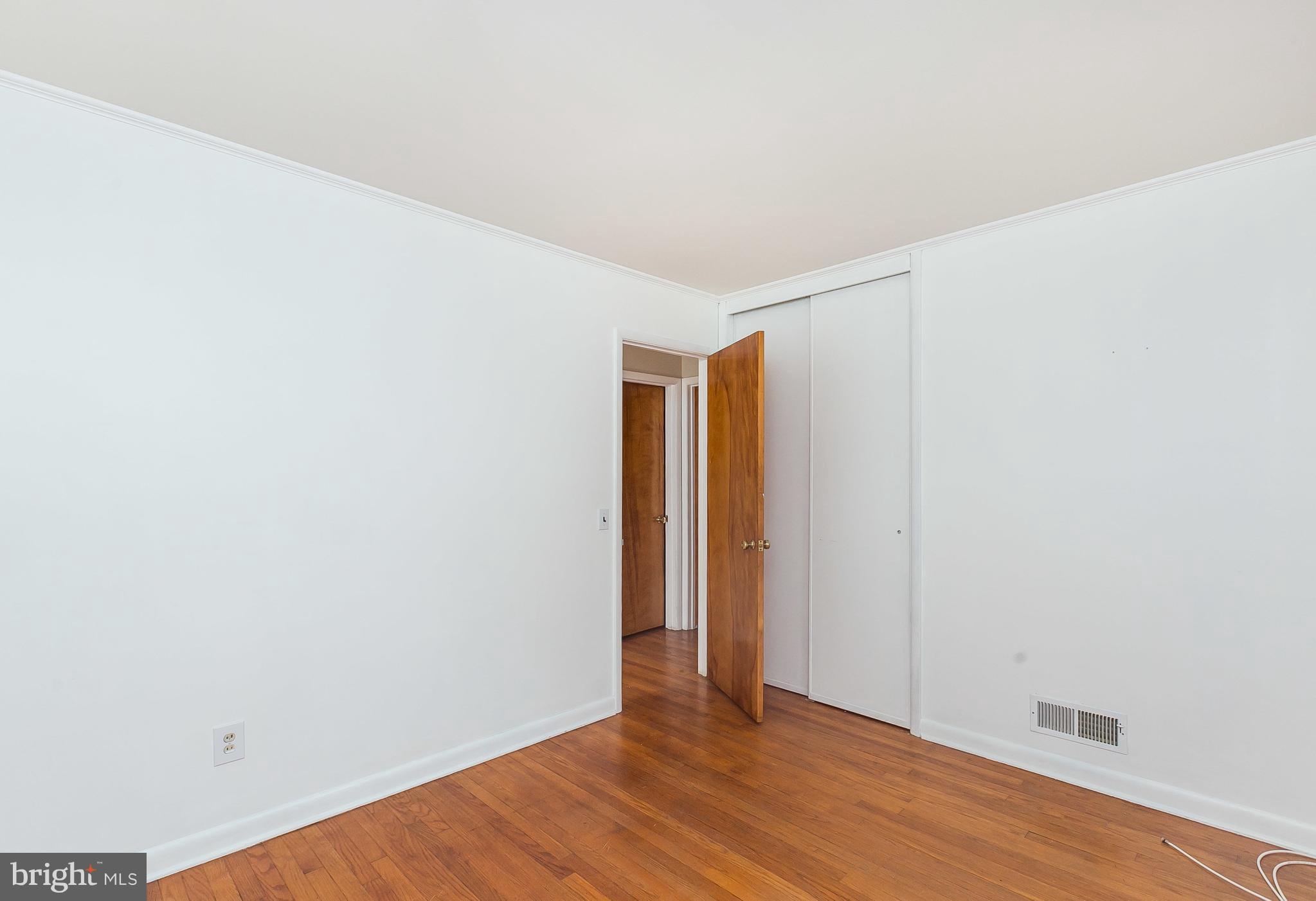 8811 Wolverton Road Baltimore, MD 21234 - Photo 21 of 30 Bedroom