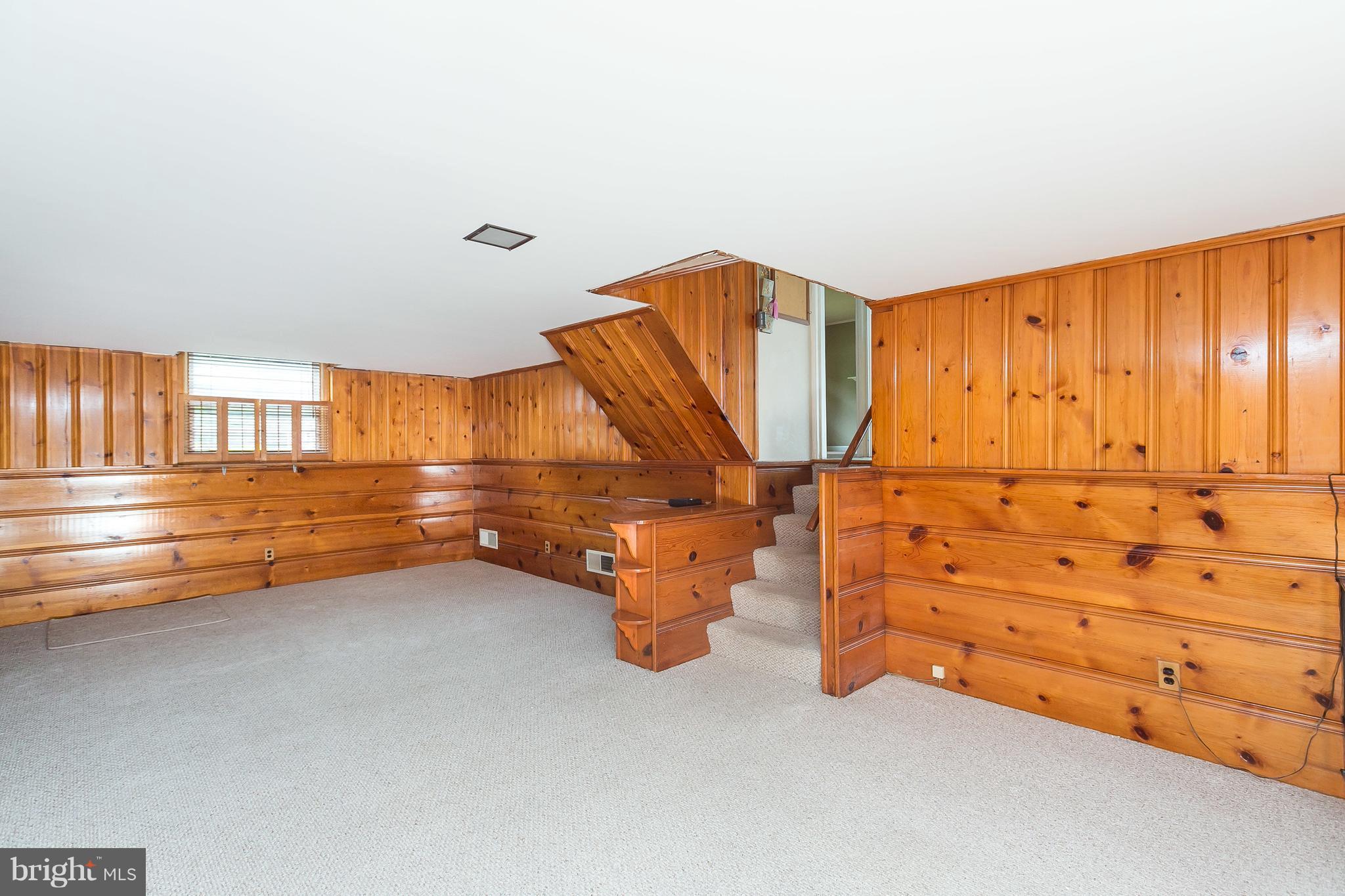 8811 Wolverton Road Baltimore, MD 21234 - Photo 24 of 30 Family Room