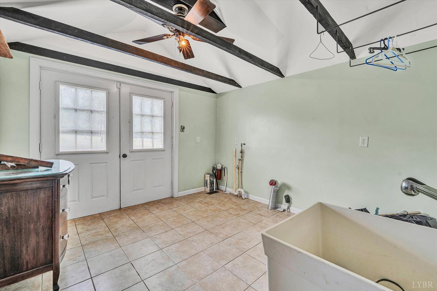 202 Chestnut Lane Amherst, VA 24521 - Photo 25 of 47 Gallery Image 25