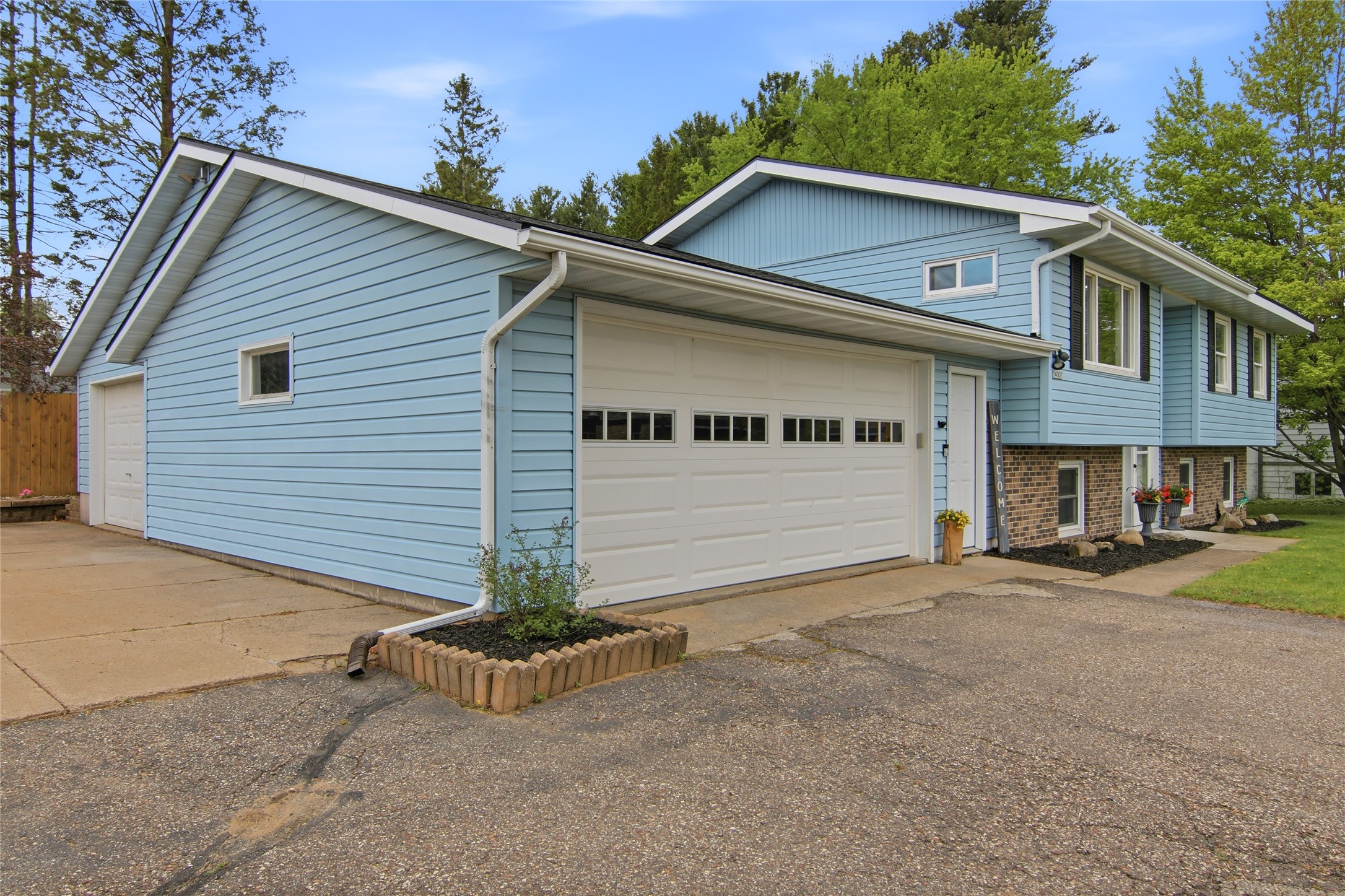 14007 2nd Street Osseo, WI 54758 - Photo 3 of 41