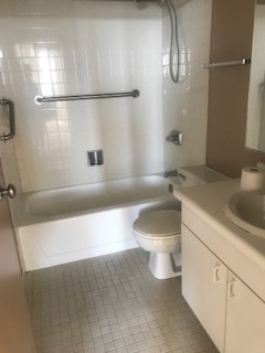 5320 North Sheridan Road, Unit 1706 Chicago, IL 60640 - Photo 6 of 8