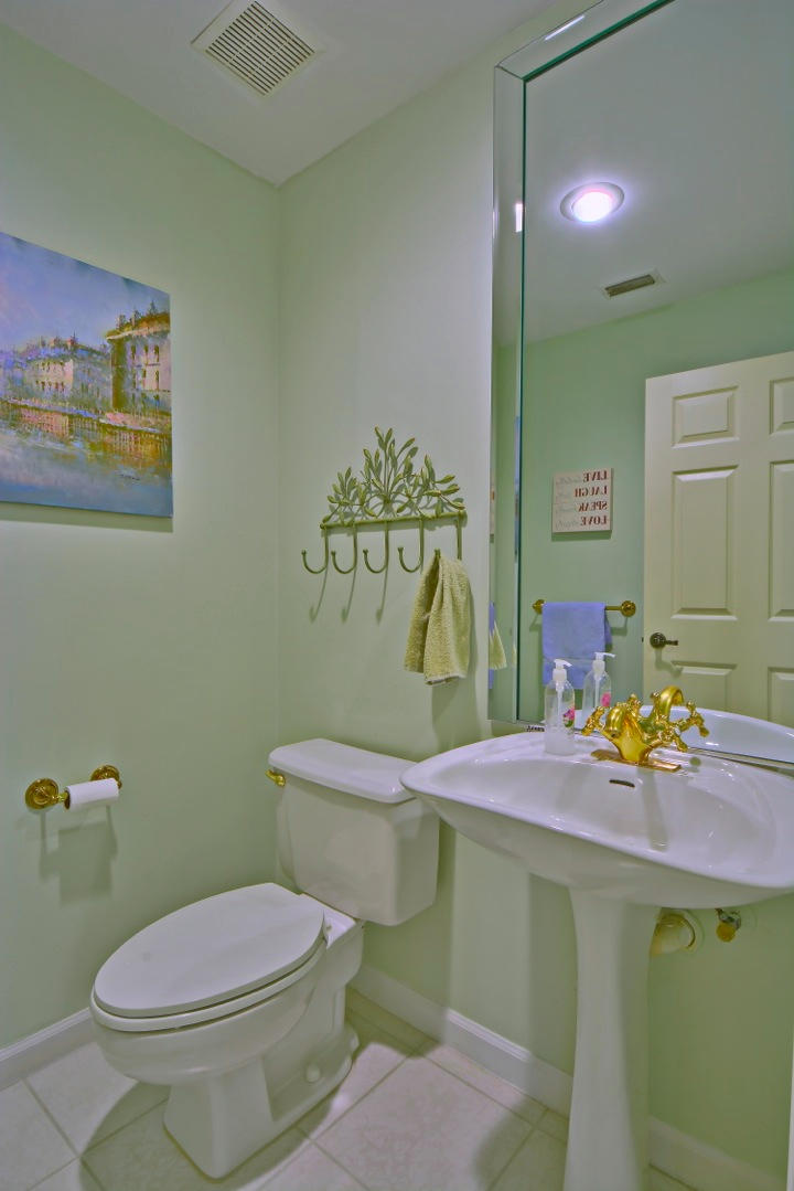 10269 Camelback Lane Boca Raton, FL 33498 - Photo 20 of 27 N2Go19