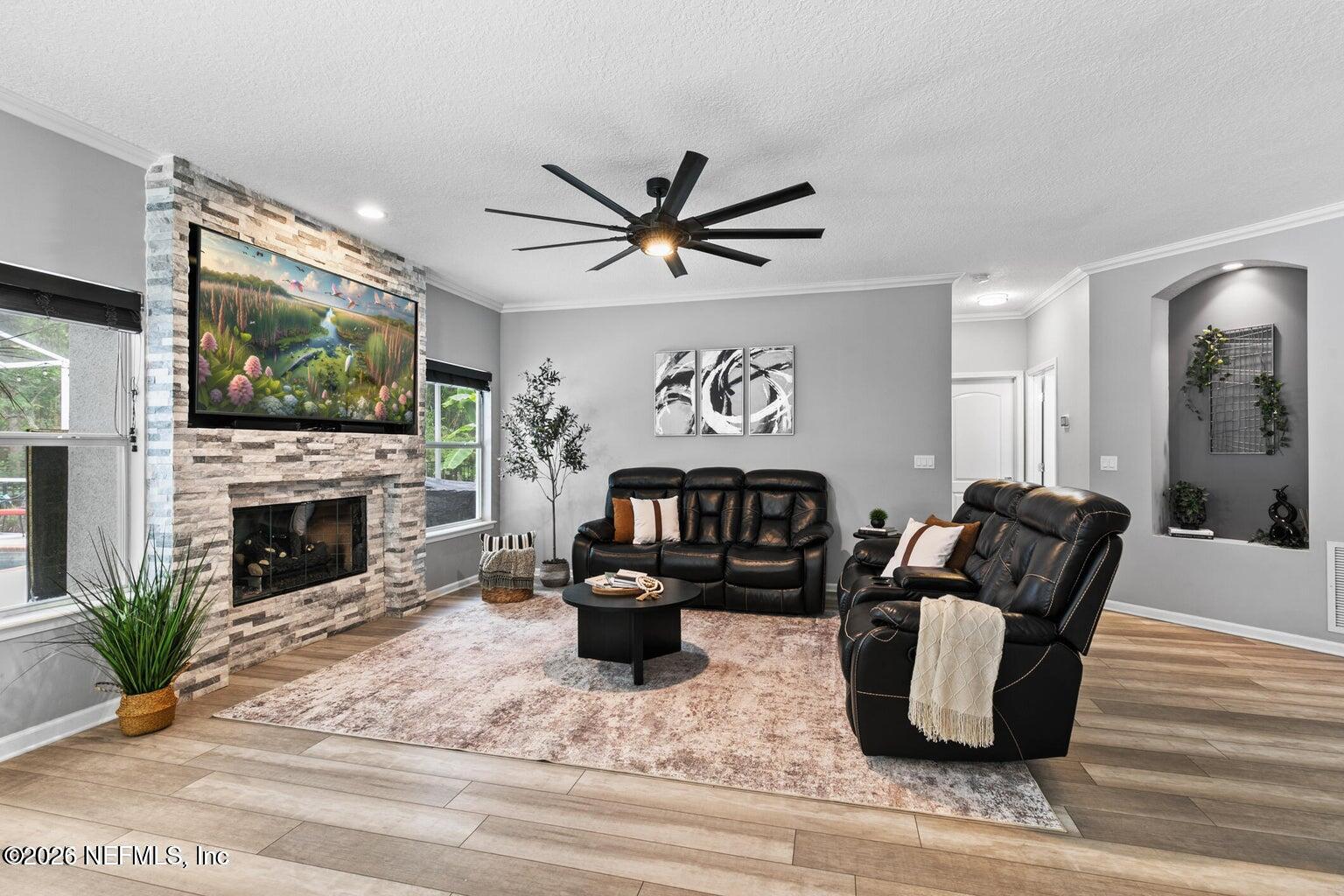 433 Big Tree Road Palm Valley, FL 32082 - Photo 13 of 44 20250612042543906563000000-o