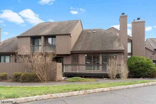 $465,000 | 3243 Bloomingdale Drive, Unit 43, Hillsborough, NJ 08844