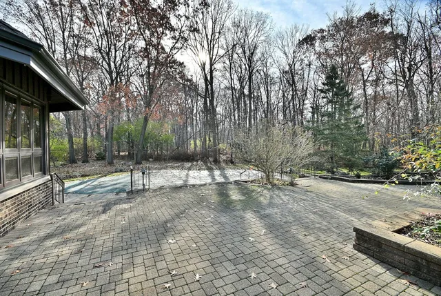 $1,230,000 | 1403 Forest Drive, Glenview, IL 60025