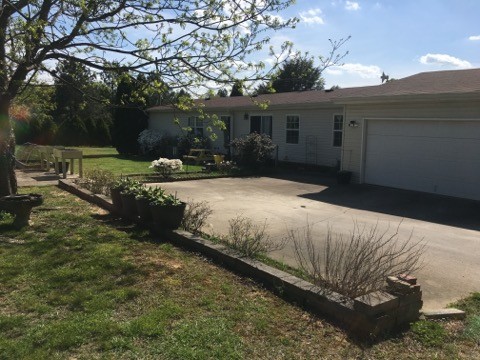 97 North Howard Fitch Road Kelso, TN 37348 - Photo 9 of 30 a view of backyard with green space