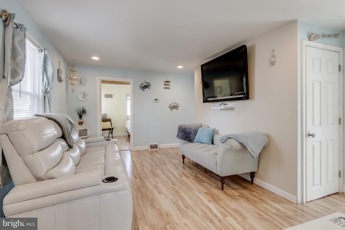 43 Waterview Road Baltimore, MD 21222 - Photo 14 of 39 Gallery Image 14