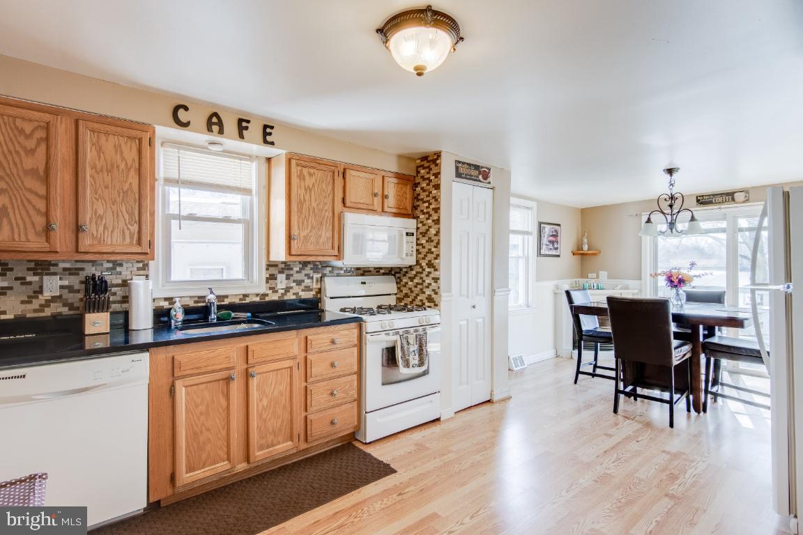 43 Waterview Road Baltimore, MD 21222 - Photo 5 of 39 Gallery Image 5