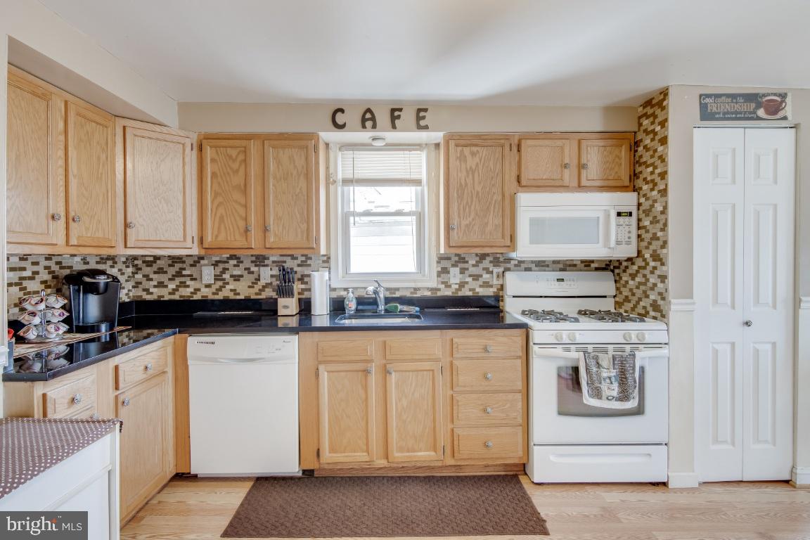 43 Waterview Road Baltimore, MD 21222 - Photo 6 of 39 Gallery Image 6