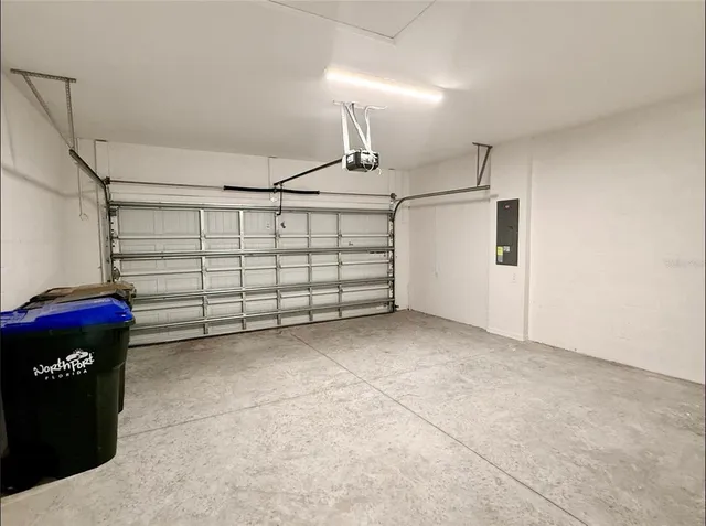 $2,600 | 10995 Pinot Drive, Venice, FL 34293