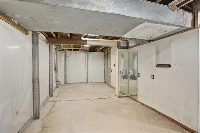 $220,000 | 2935 North Walnut Street, Avondale, MO 64117